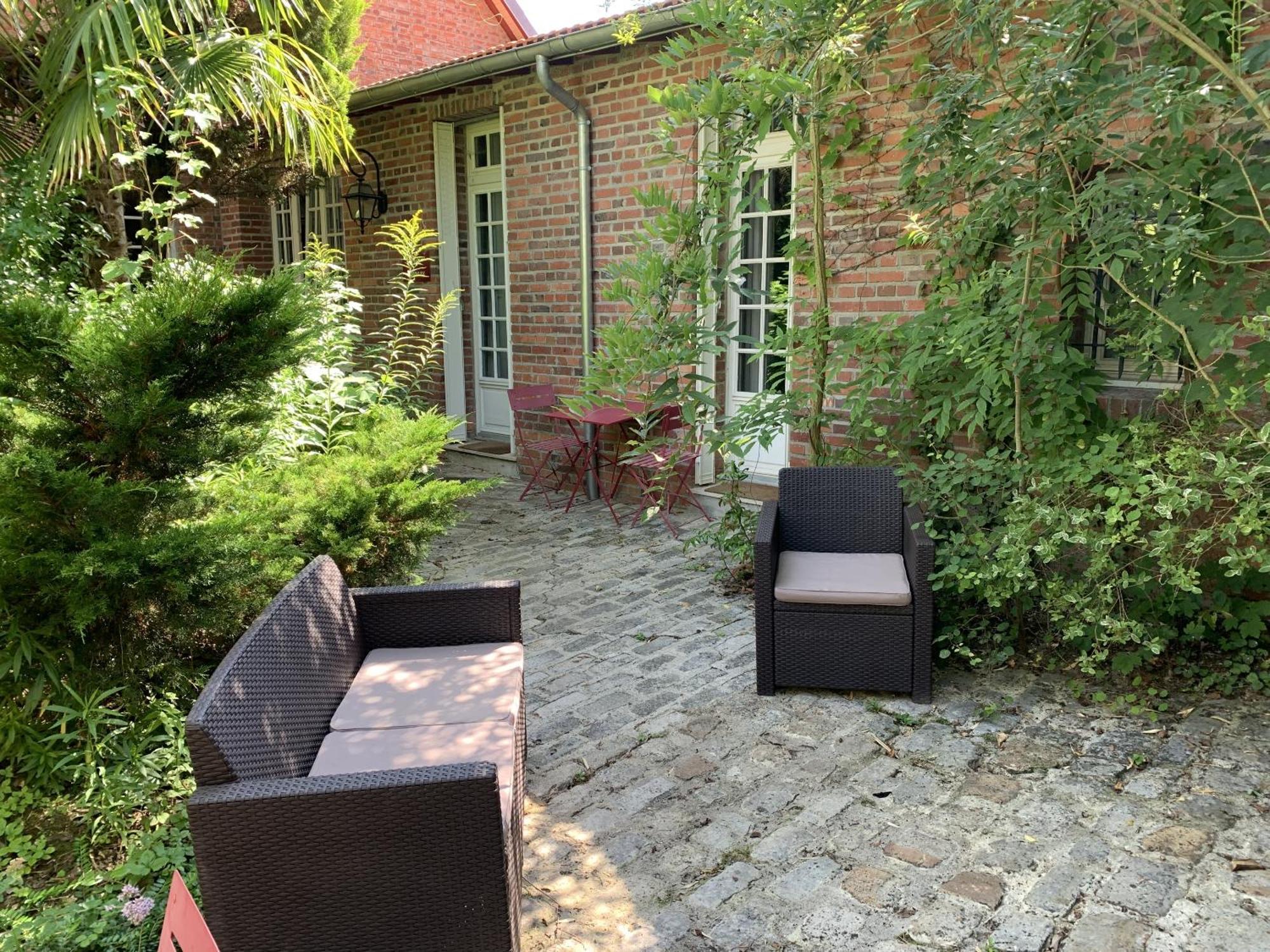 贡比涅 Les Jardins Carnot酒店 外观 照片